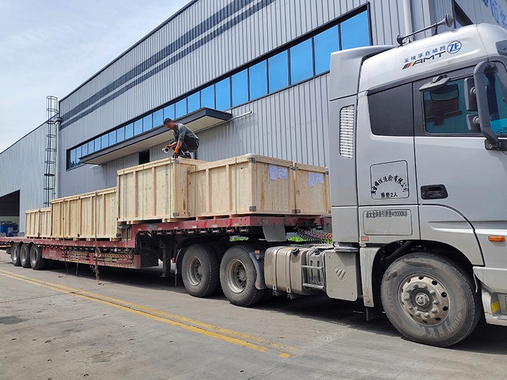 豐源機(jī)械羅茨鼓風(fēng)機(jī)發(fā)貨出口到印尼 圖片關(guān)鍵詞